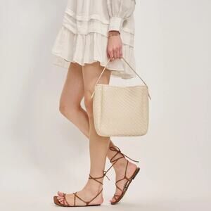 Moda Luxe Ivory Convertible Georgena Shoulder Bag / Crossbody, NWOT, Cream color